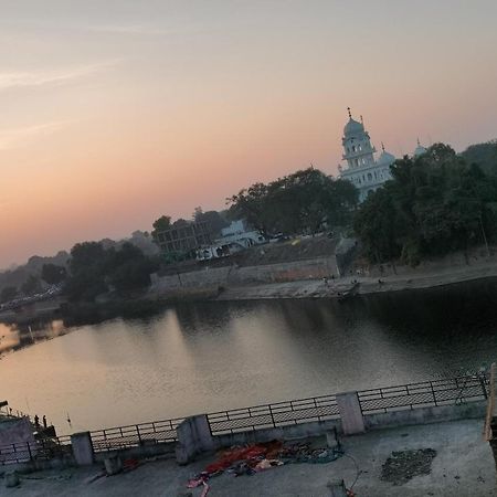 Kailash Kuti Guest House Ujjain Zewnętrze zdjęcie