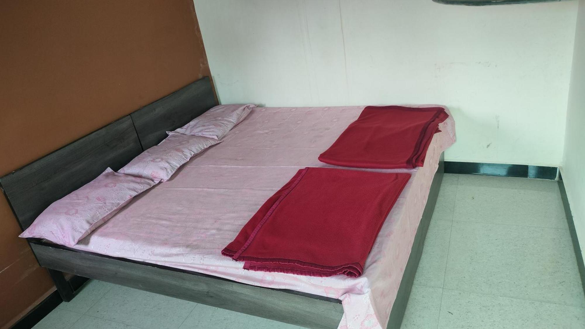 Kailash Kuti Guest House Ujjain Zewnętrze zdjęcie
