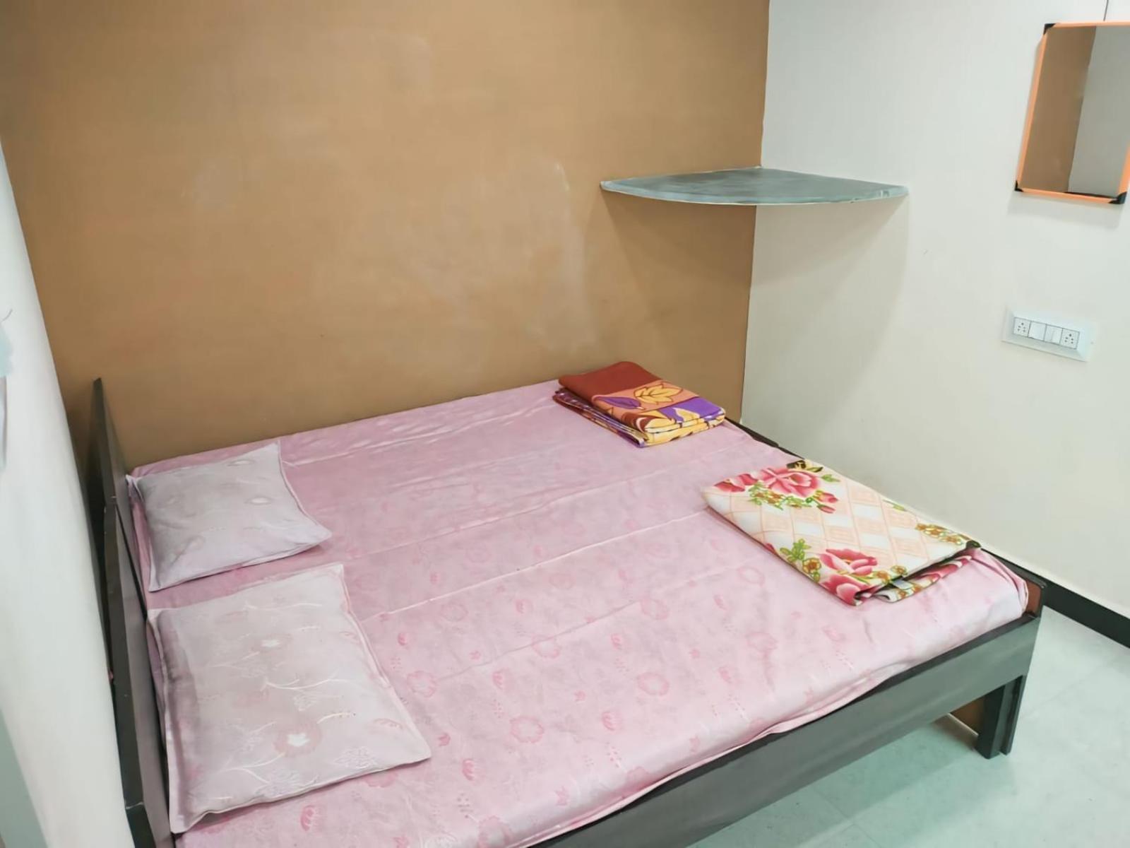Kailash Kuti Guest House Ujjain Zewnętrze zdjęcie